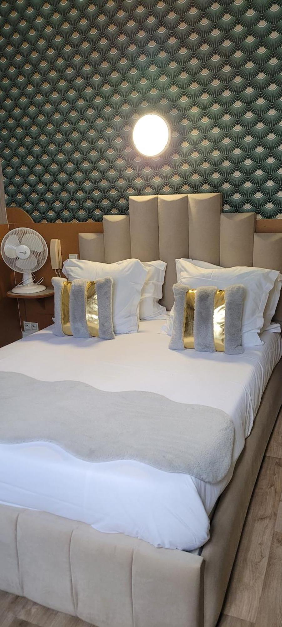Hotel Central Anzac อาเมียงส์ ภายนอก รูปภาพ
